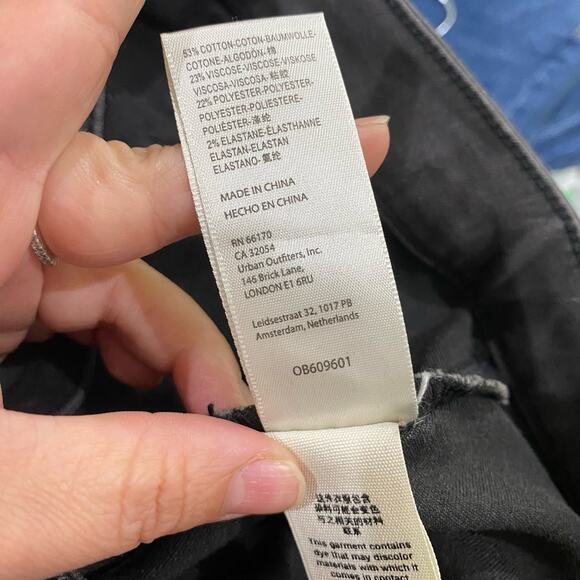 We The Free Black Wash Groovy Ultra Flare Jeans Size 27 Short - Picture 12 of 12